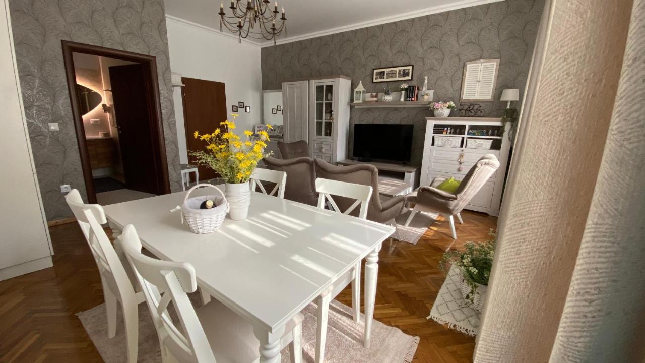 Old Town Apartment Ana Sibiu Eksteriør bilde