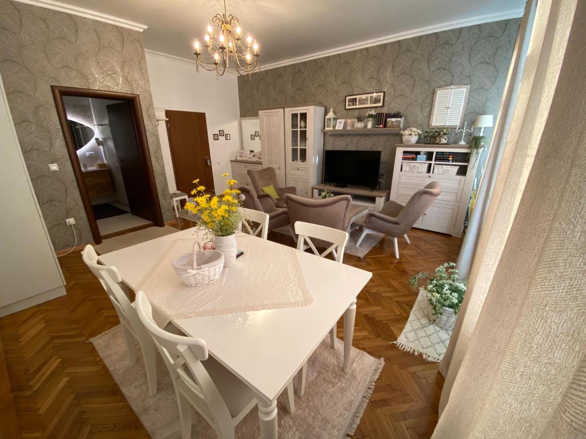 Old Town Apartment Ana Sibiu Eksteriør bilde